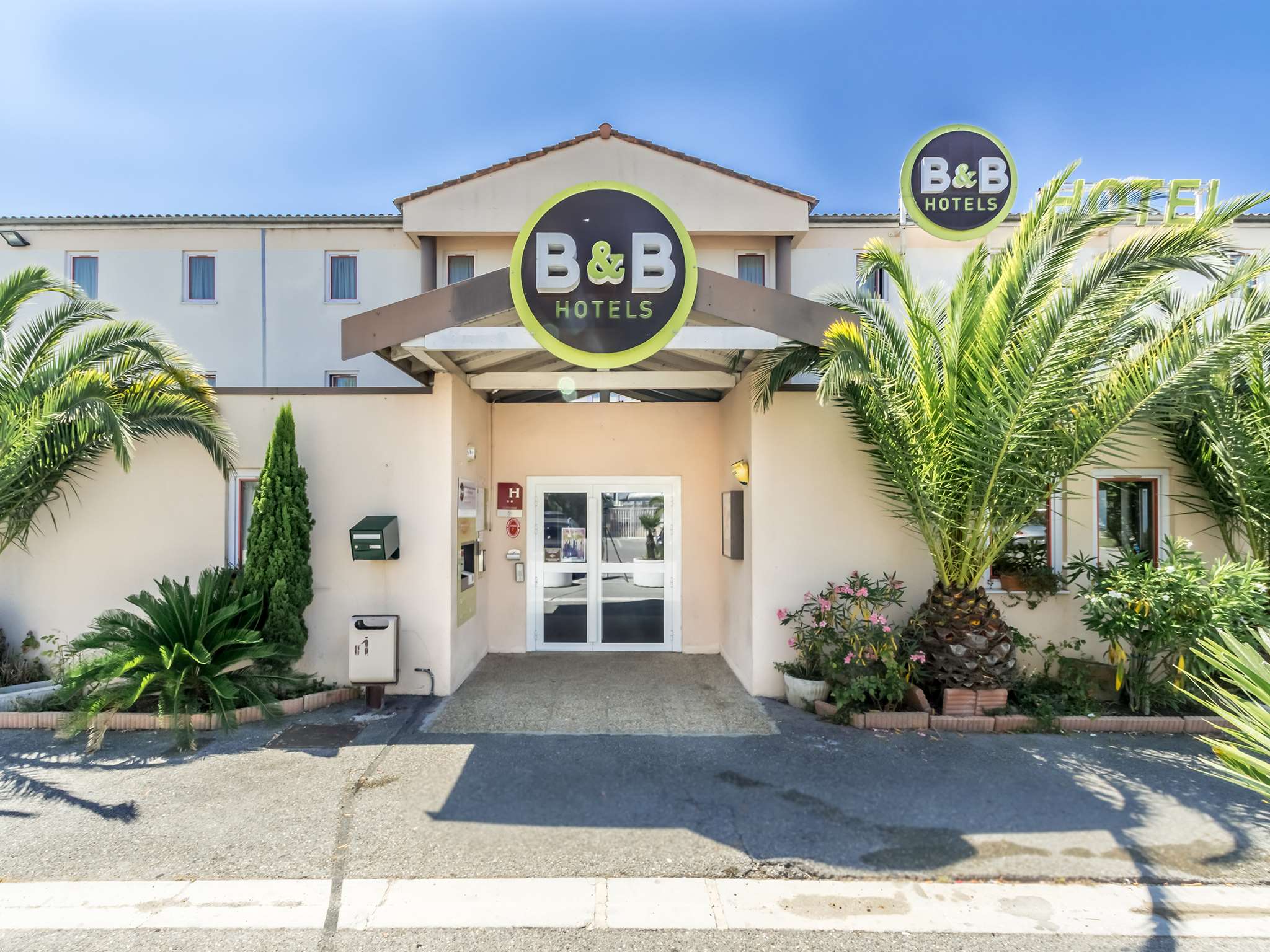 bandb hotel frejus roquebrune sur argens