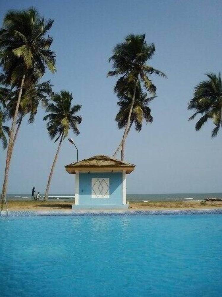 elmina bay resort