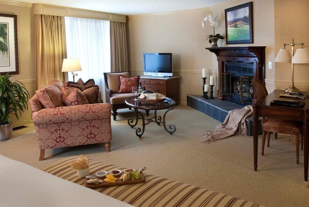 lambertville station restaurant and inn