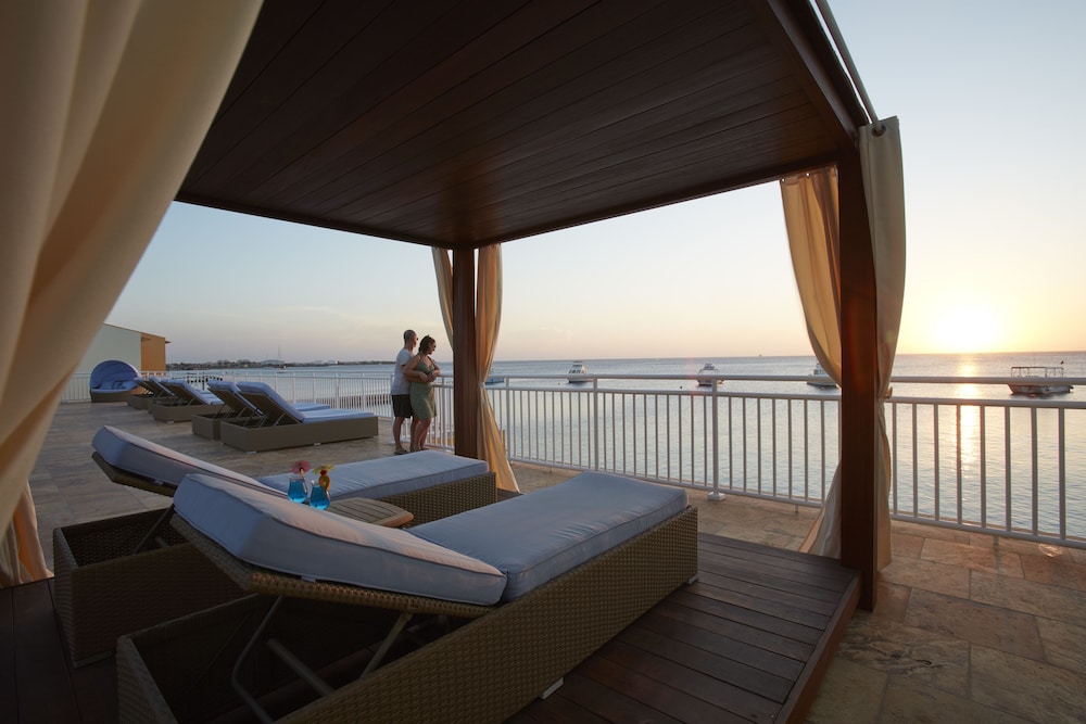 divi flamingo beach resort and casino