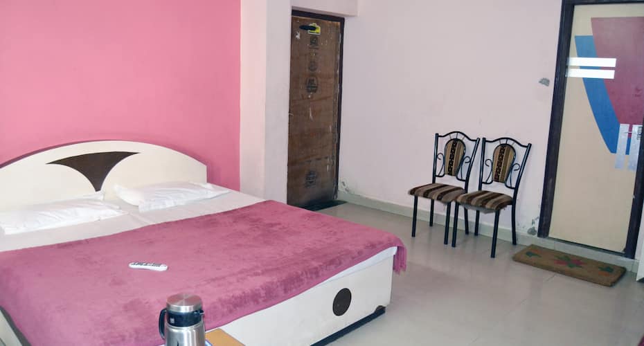 hotel vinayak palace