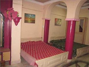 the hotel pravasi palace