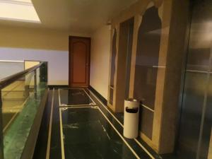 hotel the samrat