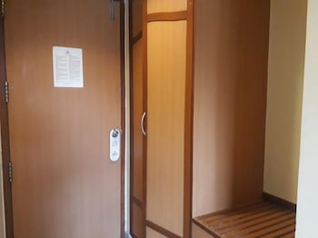 hotel the samrat