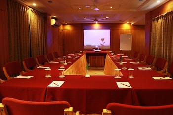 hotel the samrat