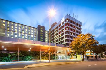 courtyard by marriott darwin