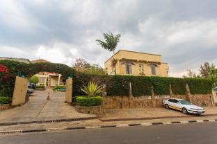 iris guesthouse