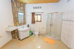 iris guesthouse