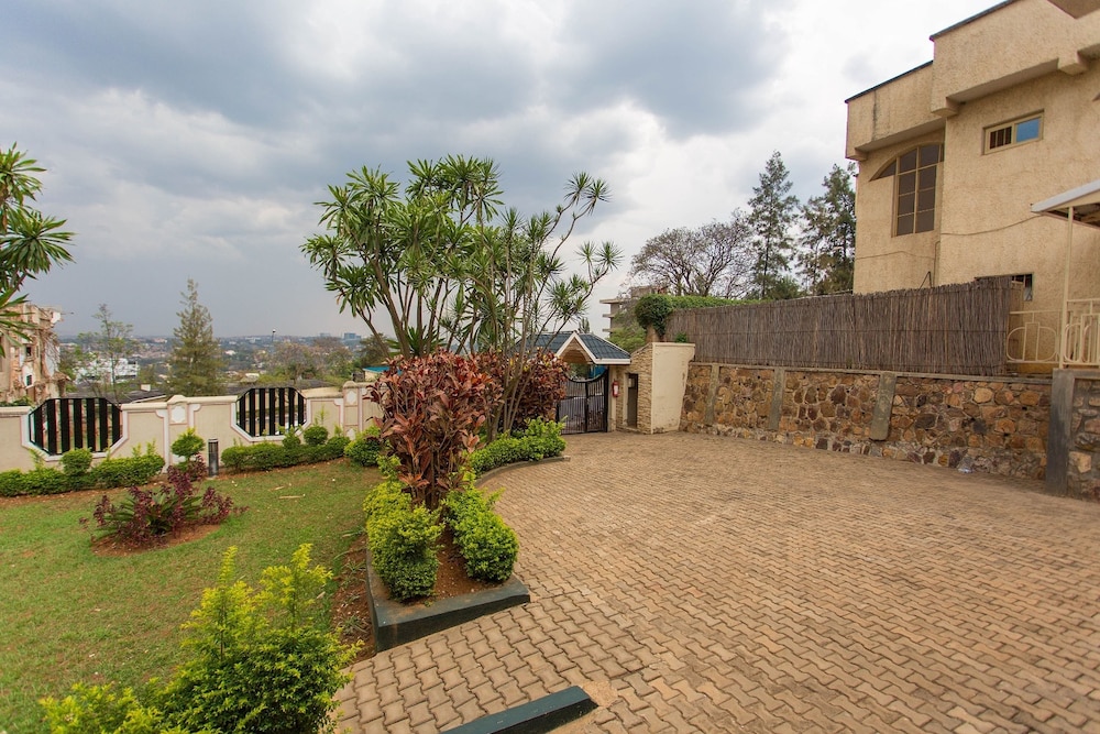 iris guesthouse