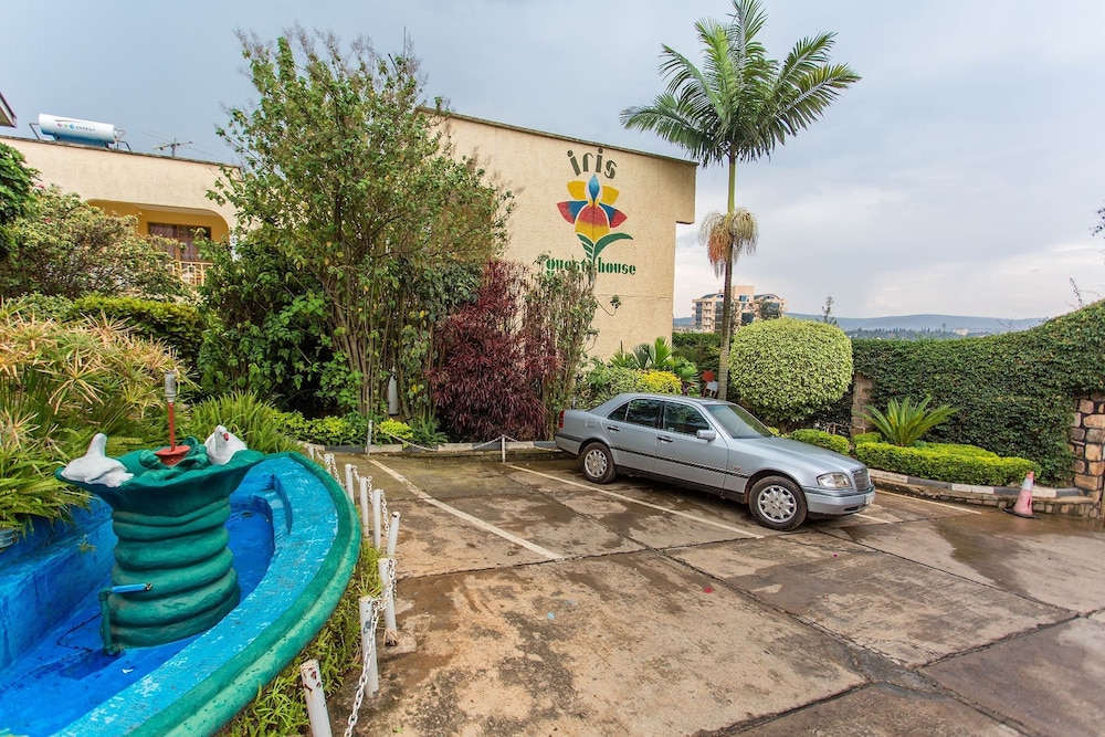 iris guesthouse