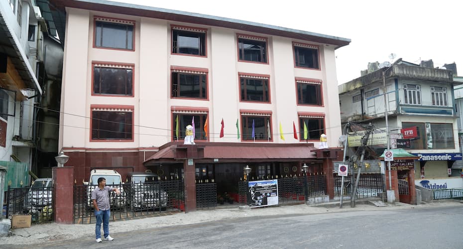 hotel mayur