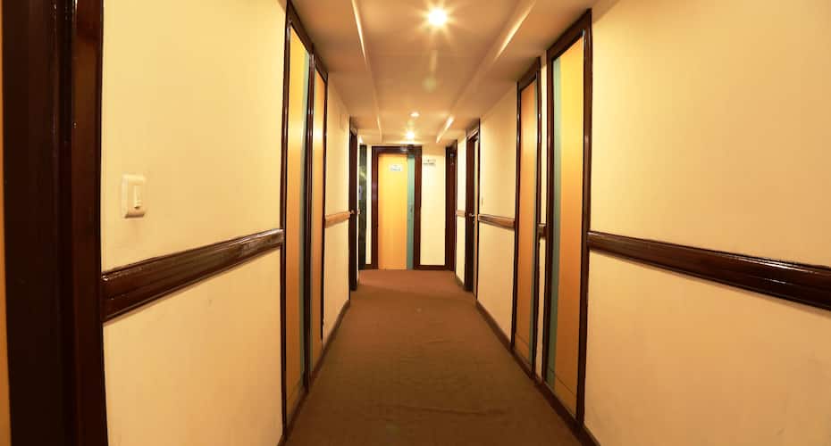 hotel mayur
