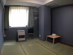 asano hotel business weekly
