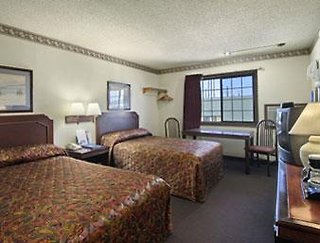 Red Roof Inn & Suites Denton,Gainesville>>Denton,2 star