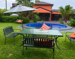Country Leisure Motor Inn,Butlers Falls>>Dubbo,4 star