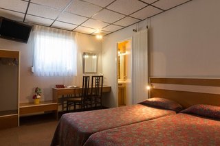 sure hotel by best western dole