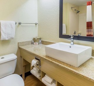 red roof inn plus west palm beach