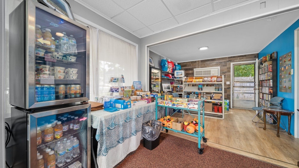 grand traverse motel