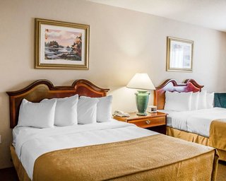 Quality Inn & Suites,Schoolcraft>>Manistique,3 star