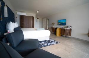Mangrove Beach Corendon Curacao All-Inclusive Resort, Curio By Hilton,Near Renaissance Shopping Mall,5 star