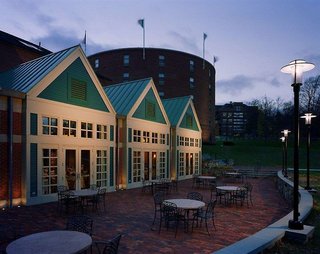 Beechwood Hotel,West Boylston>>Fitchburg,4 star