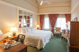 Beechwood Hotel,West Boylston>>Fitchburg,4 star