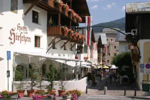 Hotel Zum Hirschen,Bruck An Der Großglocknerstraße>>Austrian Alps,3 star