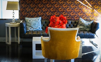 l a sky boutique hotel