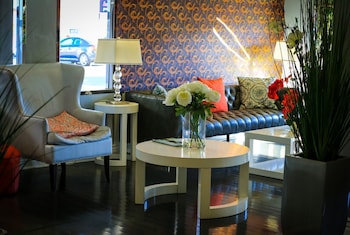 l a sky boutique hotel