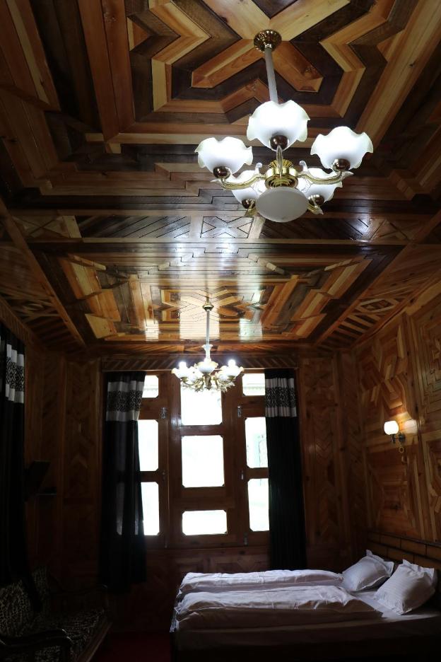 hotel mount kailash