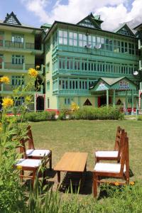 hotel mount kailash