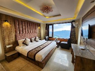 Hotel Rajdoot,Near Stade Pierre Rajon,3 star