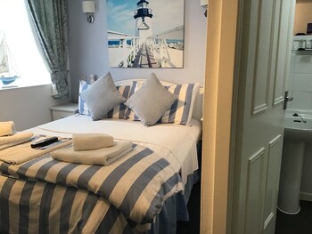 Raffles Hotel,North West England>>Blackpool,4 star