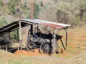 thaba tsweni lodge and safaris