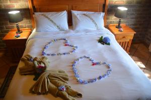 thaba tsweni lodge and safaris