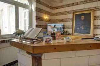 hotel de lunivers