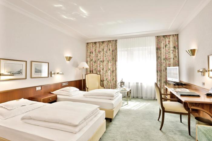 hotel bayerischer hof