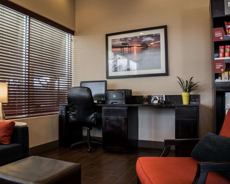 comfort suites clearwater dunedin