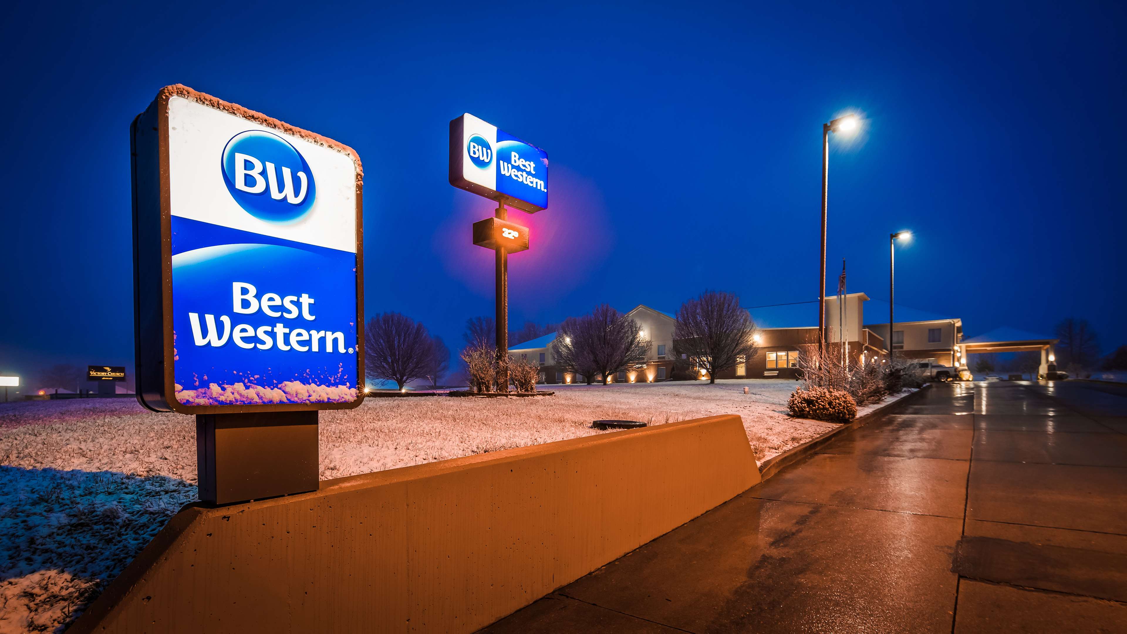 best western teal lake inn