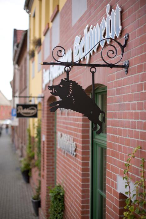 zum hauenden schwein