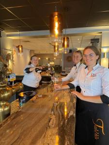 hotel restaurant talens