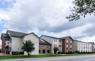 Red Roof Inn & Suites Pensacola - Nas Corry,Pensacola>>Escambia County,3 star
