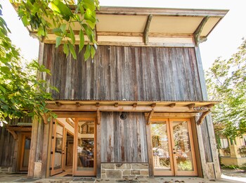 squibb houses