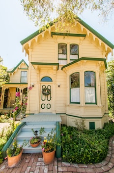 squibb houses