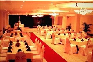 Hotel Sapphire,Nuwara Eliya>>Colombo,4 star