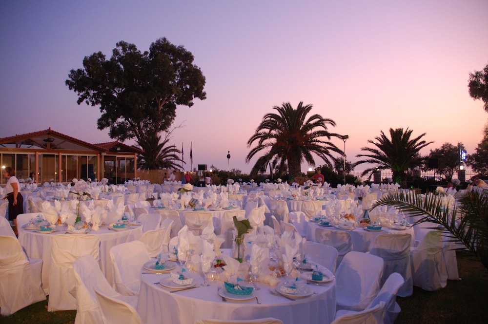 irida resort