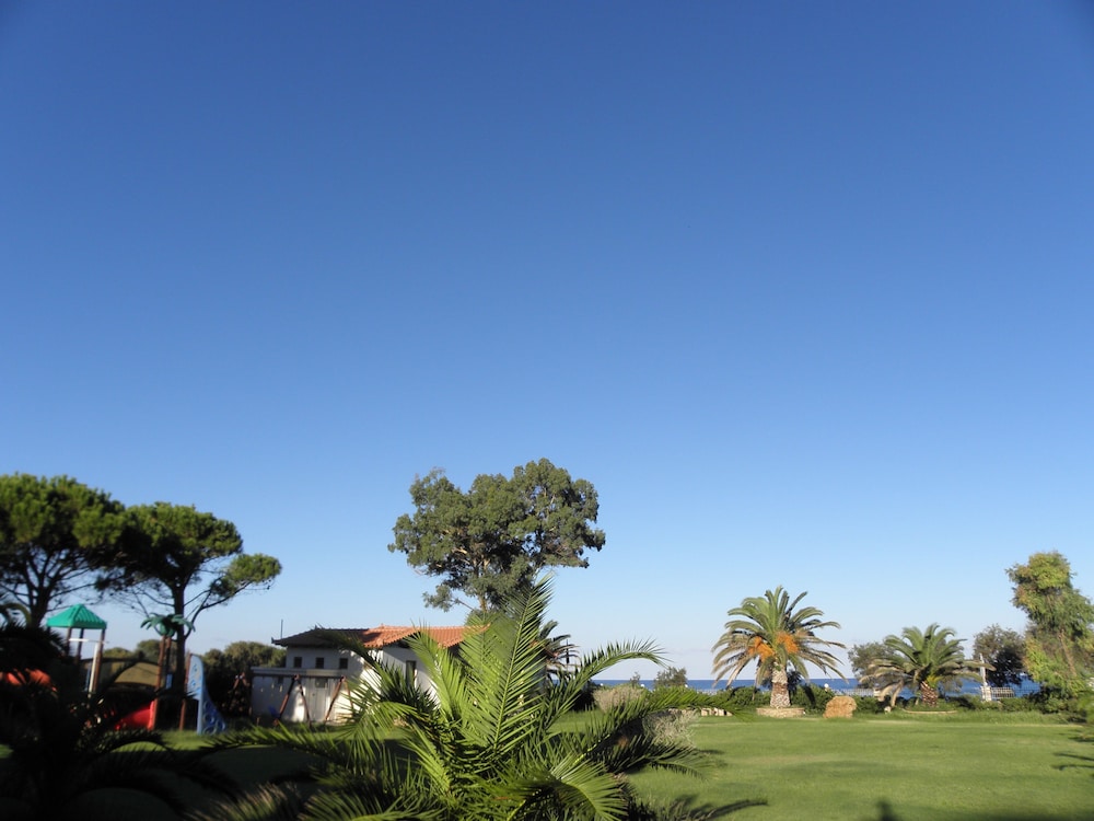 irida resort