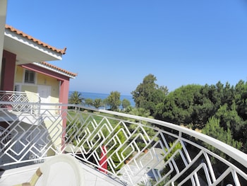 irida resort