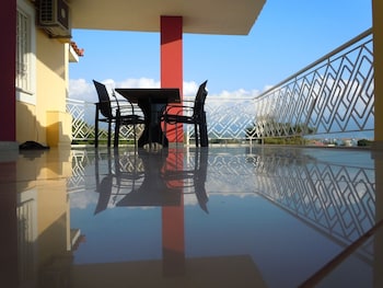 irida resort