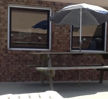 sandpiper motel